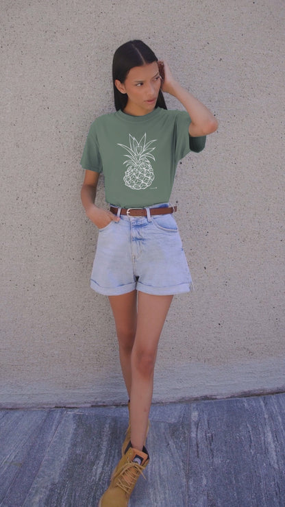 Island Vibes Pineapple（パイナップル）T-Shirt | Paku Paku Logo l Unisex 100% Cotton | 6 Colors l Great Gift